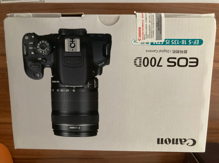 数码单反，佳能700D，18-135mm套...