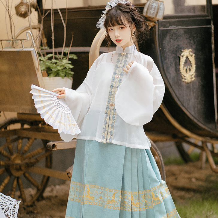 仙楚姬：俏鼠登莲 汉服女明制对襟立领琵琶袖