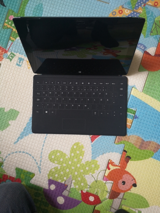 微软surfacepro2 8+256，大...