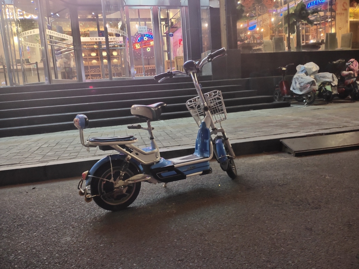 因工作调动,需要出售此电动车,售价588