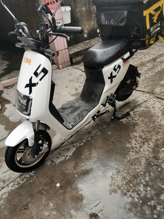 X5高配版外卖电动车车架。九成新,才买了一...