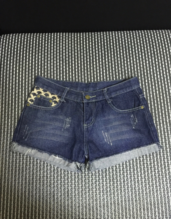 牛仔短裤