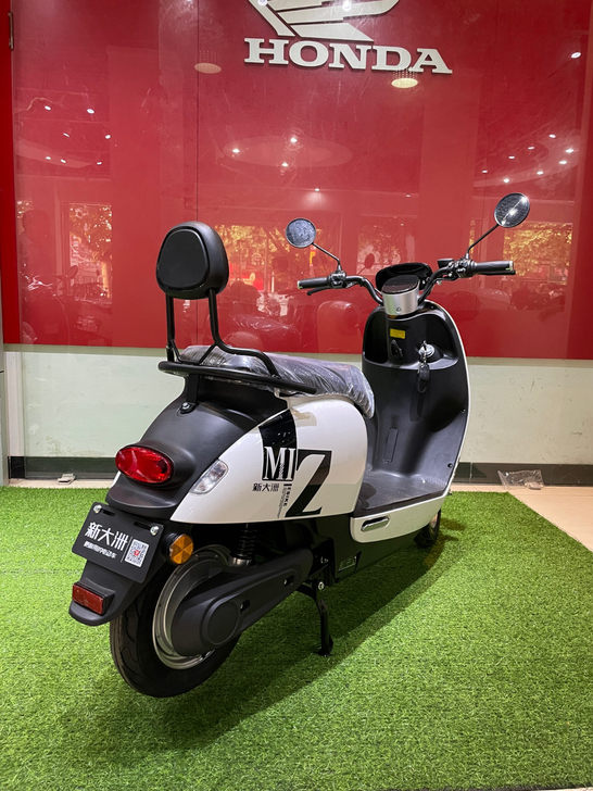 新大洲电动车，全新 新大洲本田专卖店，可以...