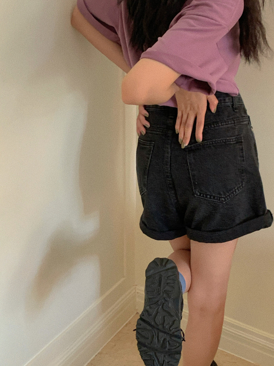卤卤lulu 黑色高腰牛仔短裤女白色宽松卷...