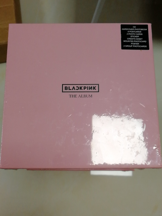 出BLACKPINK正规一英版有运输瑕状况...