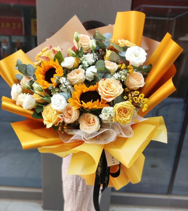 向日葵鲜花花束送闺蜜送好友送长辈鲜花生日花束