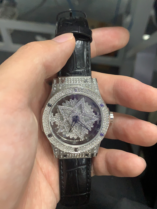 1299京东入的 半年了 有包装盒