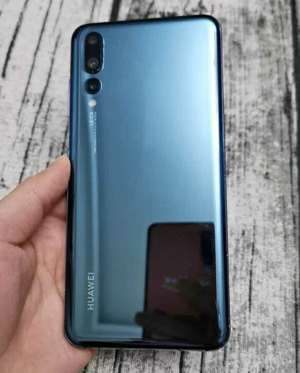 华为p20pro6+128g，指纹人脸灵敏...