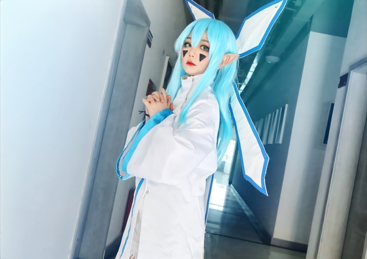 凹凸世界安莉洁圣女幼年cos服