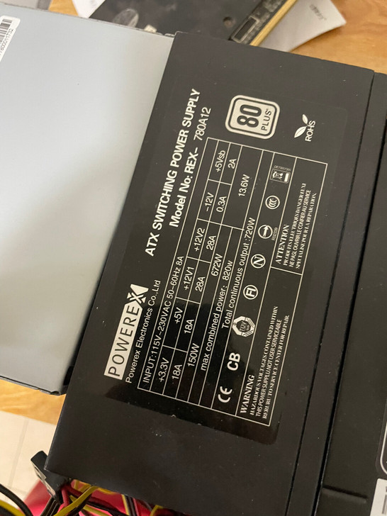 电源，825瓦电源。直出，功能正常，无拆无...