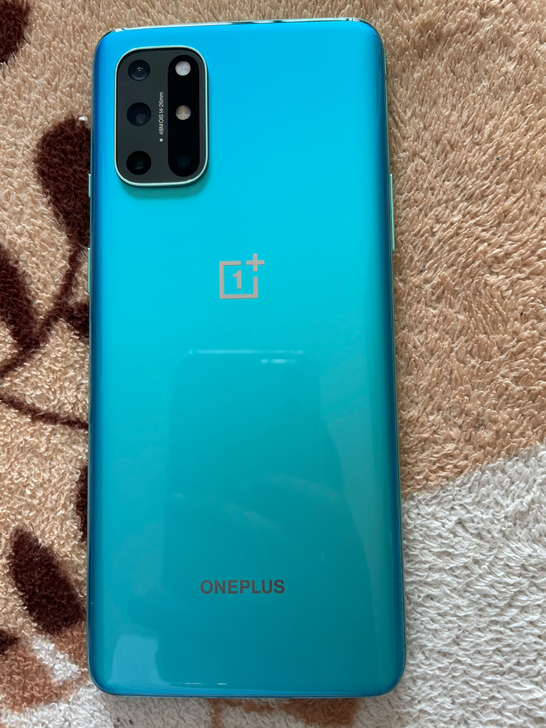 一加8t，95新以上，运行空间12g存储空...