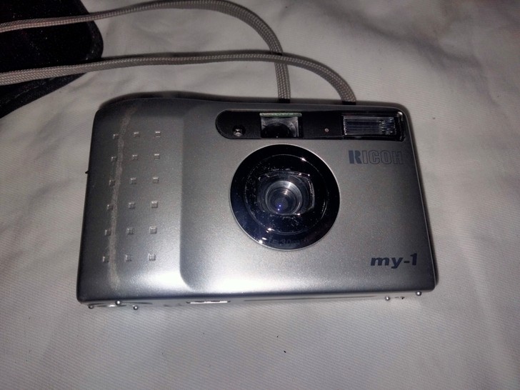 理光傻瓜机 理光my-1 无敌小巧，一块表...