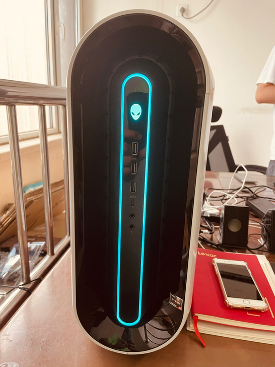 #粉丝福利# 外星人全新r10 r12 未...