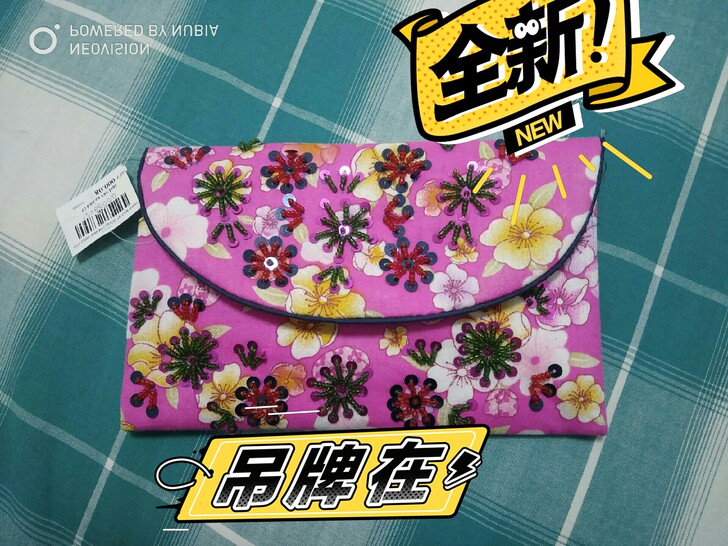 纯手工钉珠钱包，国外人肉背回，全新带吊牌。...