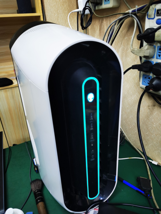 外星人aurora r9，  i7-970...