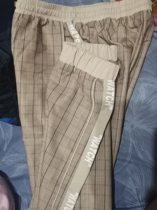 全新夏季冰丝裤，xxl，码数偏小，买来试穿...