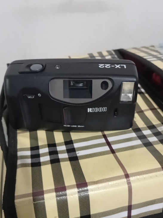 理光Lx22相机，成色好，带相机包，功能正常