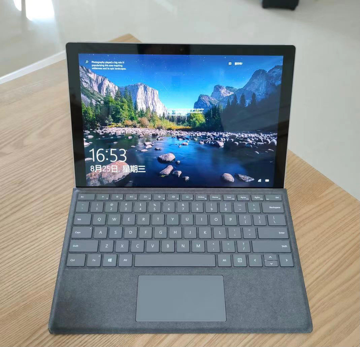 低价出售微软Surface pro7 25...