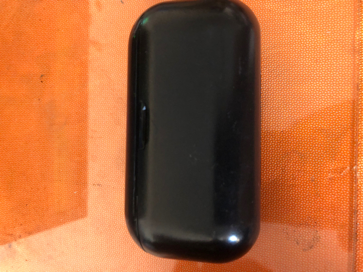 夏新无线蓝牙耳机,外观没有大划痕,8成新