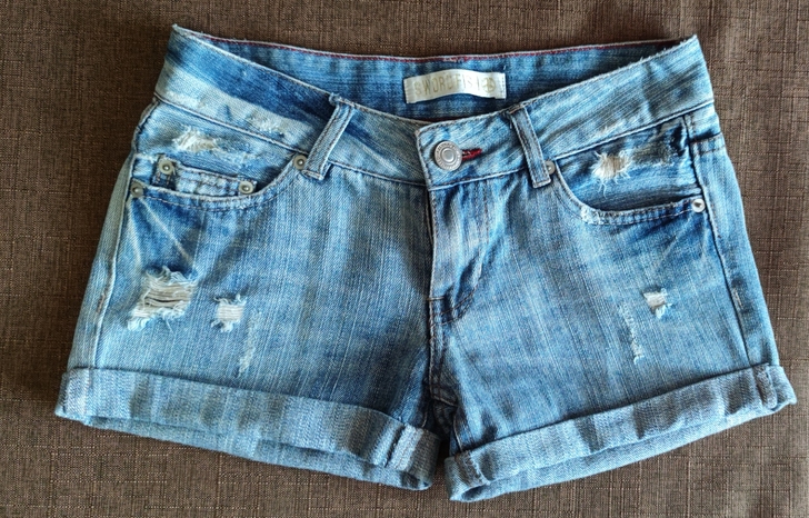 swordfish 牛仔短裤，本人160，...