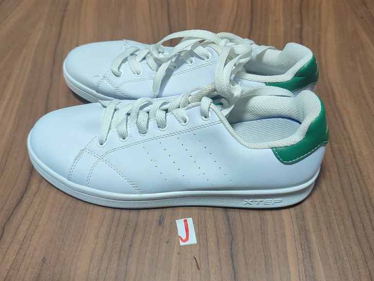 特步XTEP男鞋41码低帮板鞋小白鞋运动鞋...