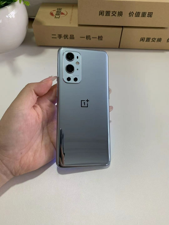 一加9pro银色12+256成色99新骁龙...