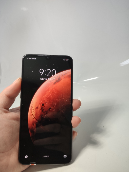 小米9 8+128 灰色 特价 包邮