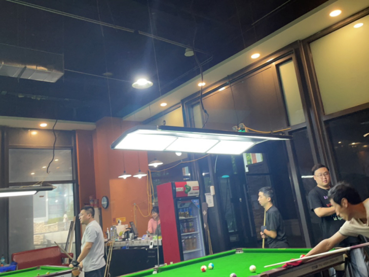台球吊灯，200一个自提