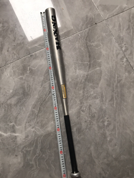 全铝棒球棍、长80cm，手把的橡胶有点老化...