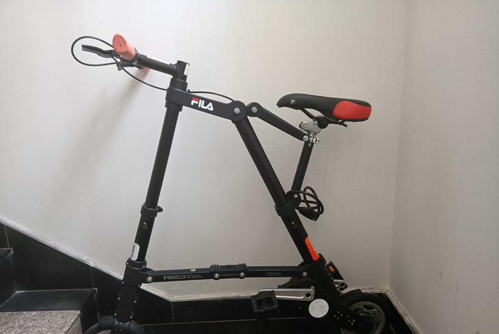 斐乐折叠自行车，轻质铝合金，橡胶实心轮，适...