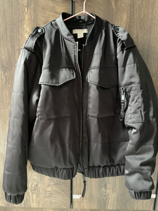 H##amp；amp；M棒球棉服 M码