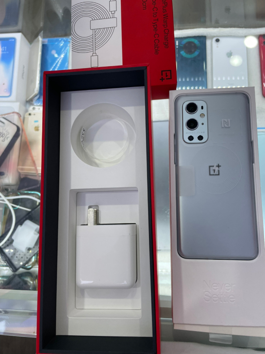 一加 OnePlus 9 Pro 5G旗舰...