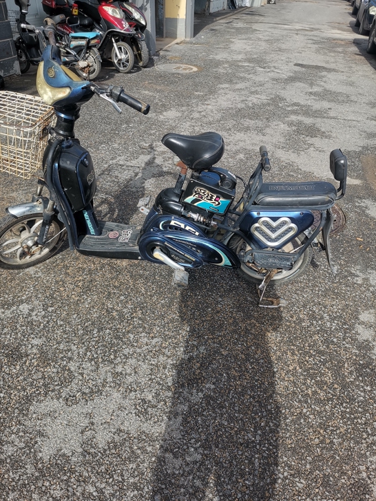 爱玛电动车