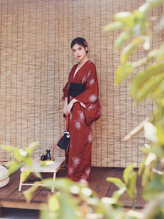 【出租】和服 古着和服 红色白花 简单大方...