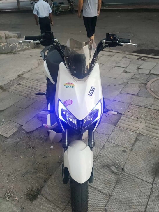 雅迪x5 去年的车 手续齐全 可以上牌 新...