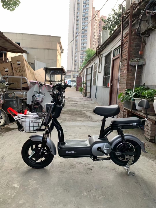 全新新大洲电动车原价2180大屏显示器，现...