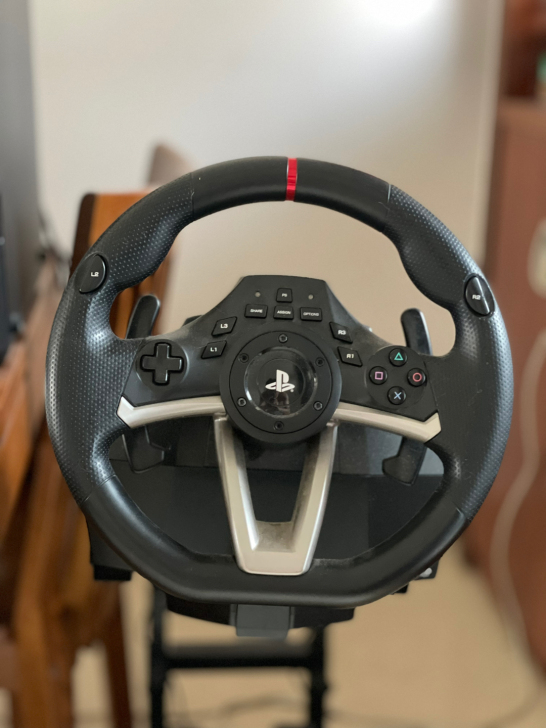 HORI方向盘，玩得很少，支持左右270度...