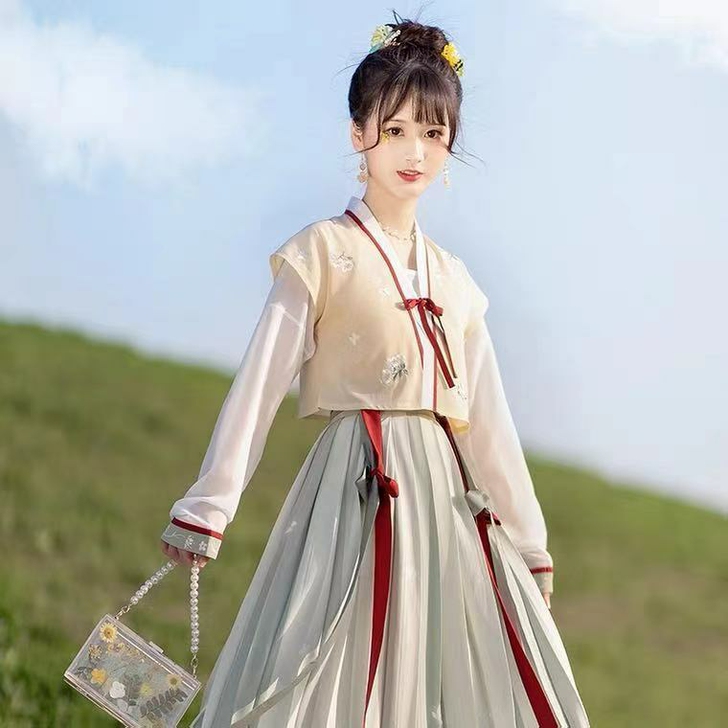 汉唐游园惊梦:梦故里 唐背子圆领衫一片式褶...