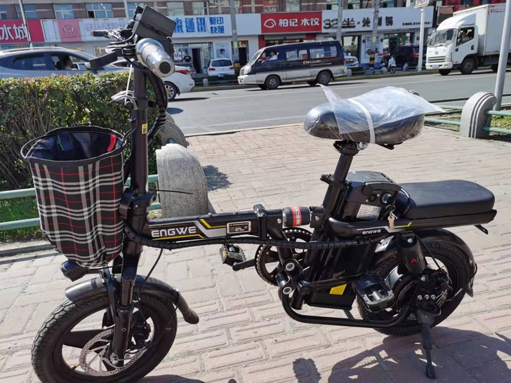 英格威进口大牌电动车，活动特价买的原价27...