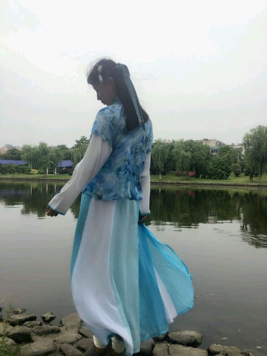 如梦霓裳 汉服  半臂 交领襦裙