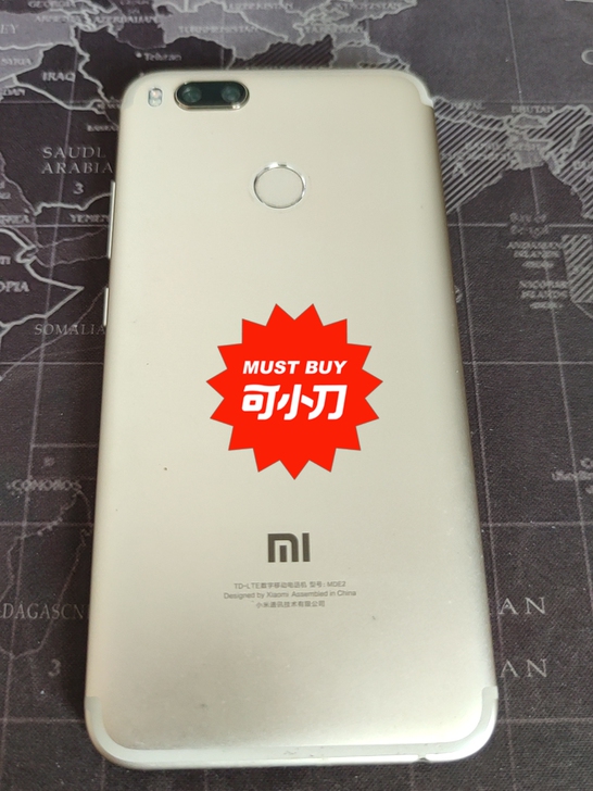 小米手机5X，手机是我对象用的，保护的很好...