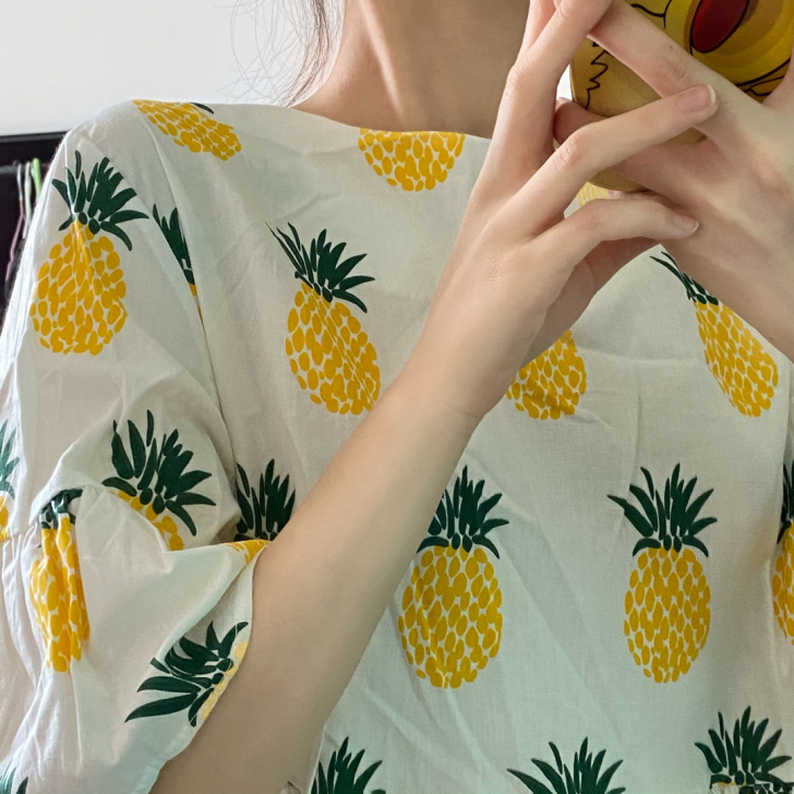 菠萝连衣裙 穿了一次 放了有褶子 显瘦！