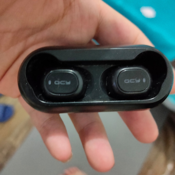 蓝牙耳机 qcyt1 两年 8新 功能正...