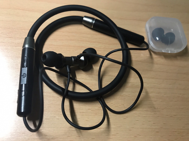 联想蓝牙5.0版耳机，九五成新，连接设备速...