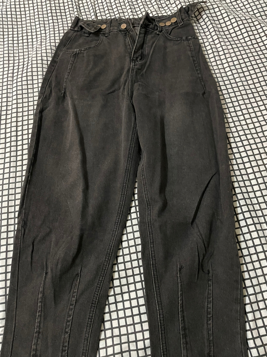 XL码牛仔裤 可收腰 质量好