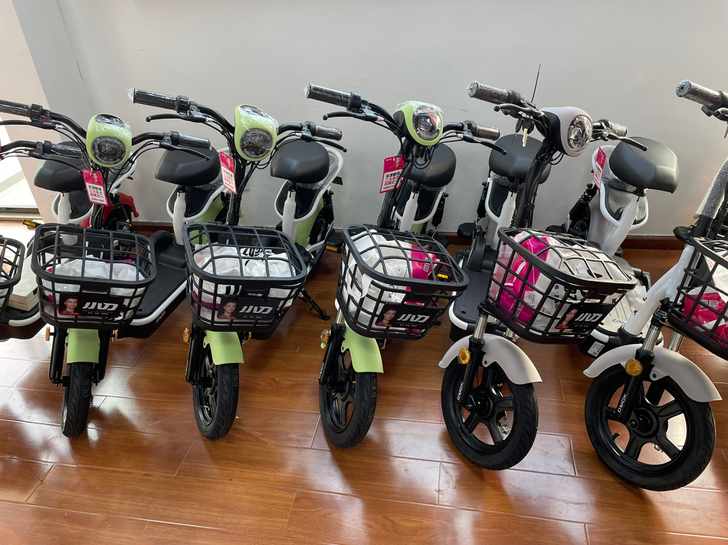 小刀电瓶车公里数35公里