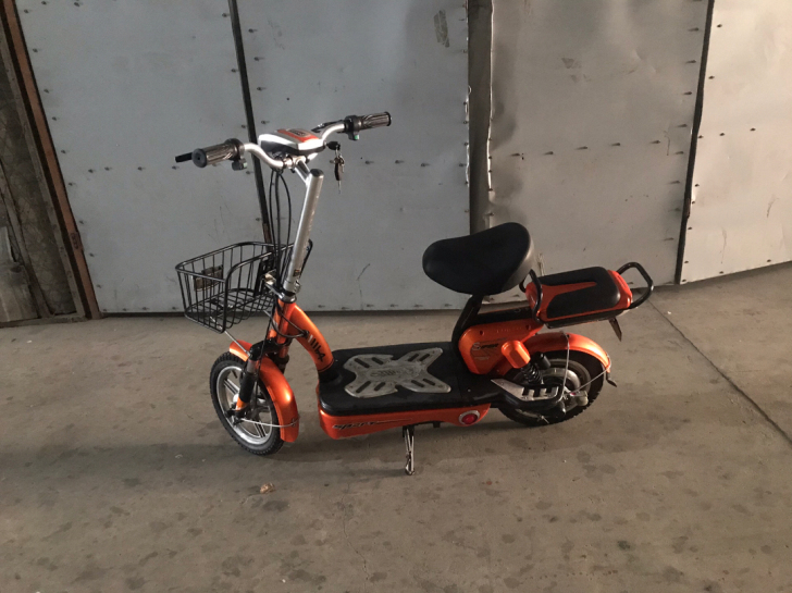 电动车 代步神器 方便快捷，赶时间，需要的...