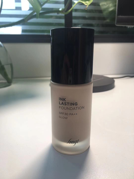 菲诗小铺fmgt水墨持妆粉底液，从韩国免税...