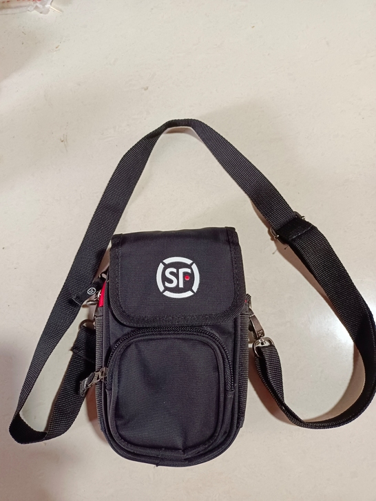 顺丰小包一个，送篮球，给需要的朋友！