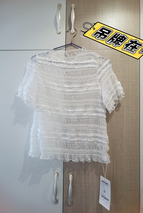 三彩蕾丝衫,吊牌在,S码